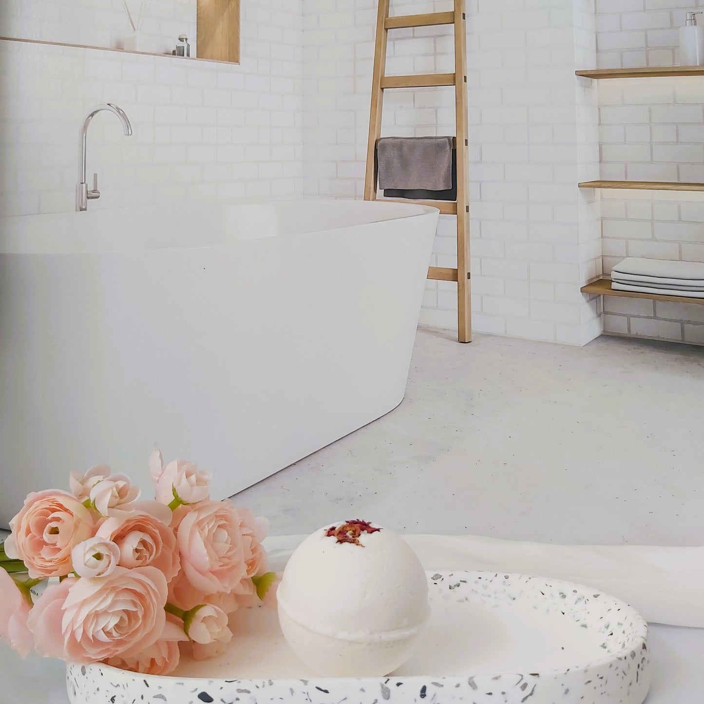 Blooming Rose Bath Bomb